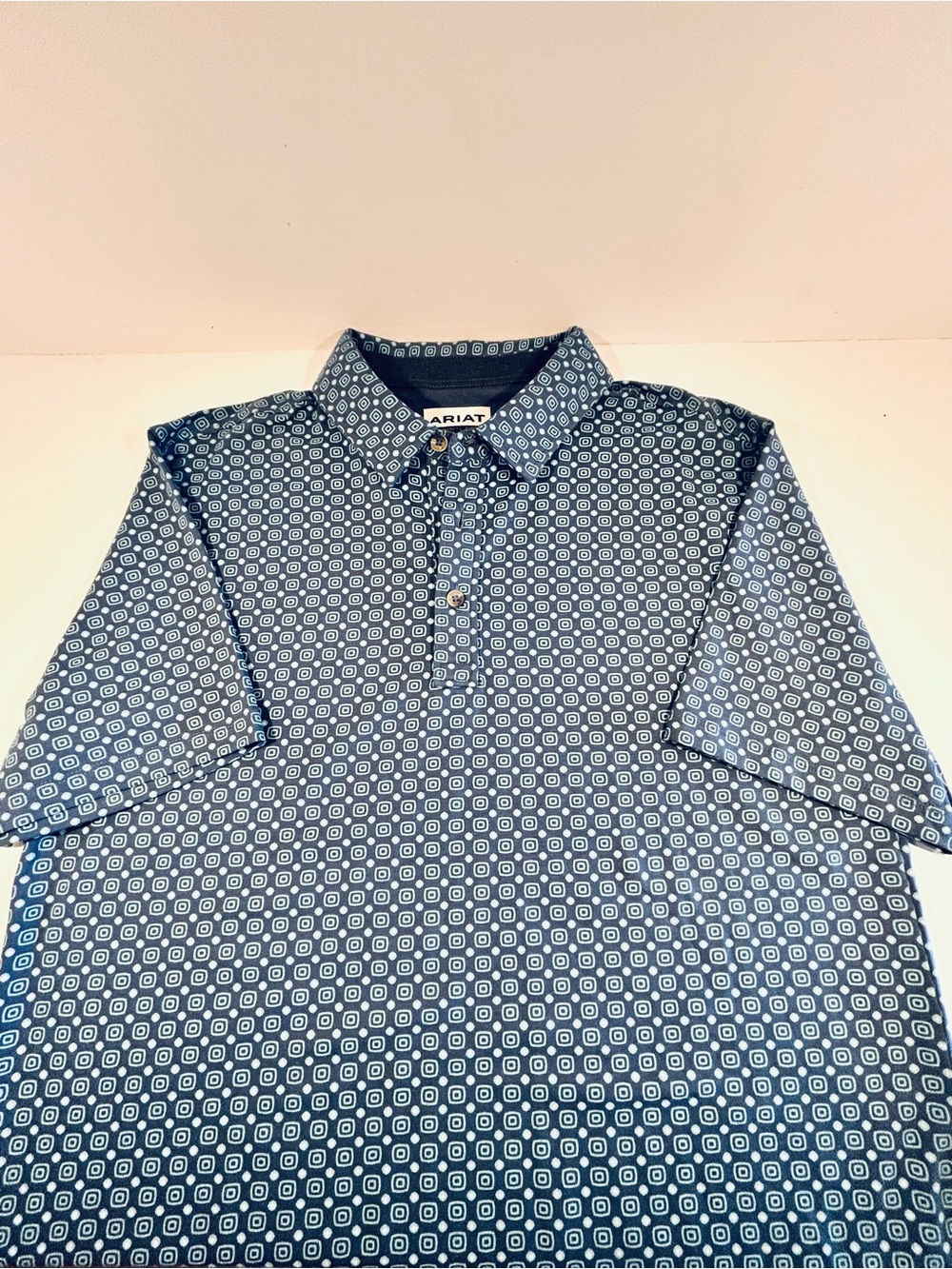 NWT Ariat Modern Fit Polo Shirt Mens Medium Blue Geometric Print Short Sleeve